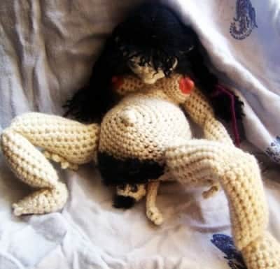 poupee_qui_accouche
